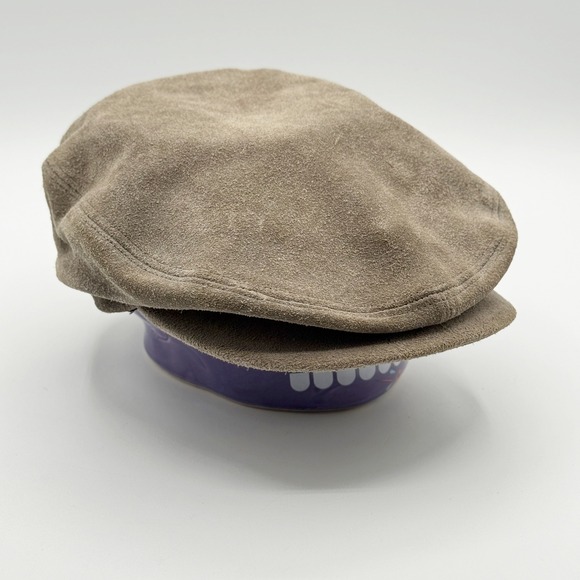 Vintage WILSONS Suede Newsboy Flat Cabbie Hat Size one‎ size adjustable Tan - Picture 1 of 5